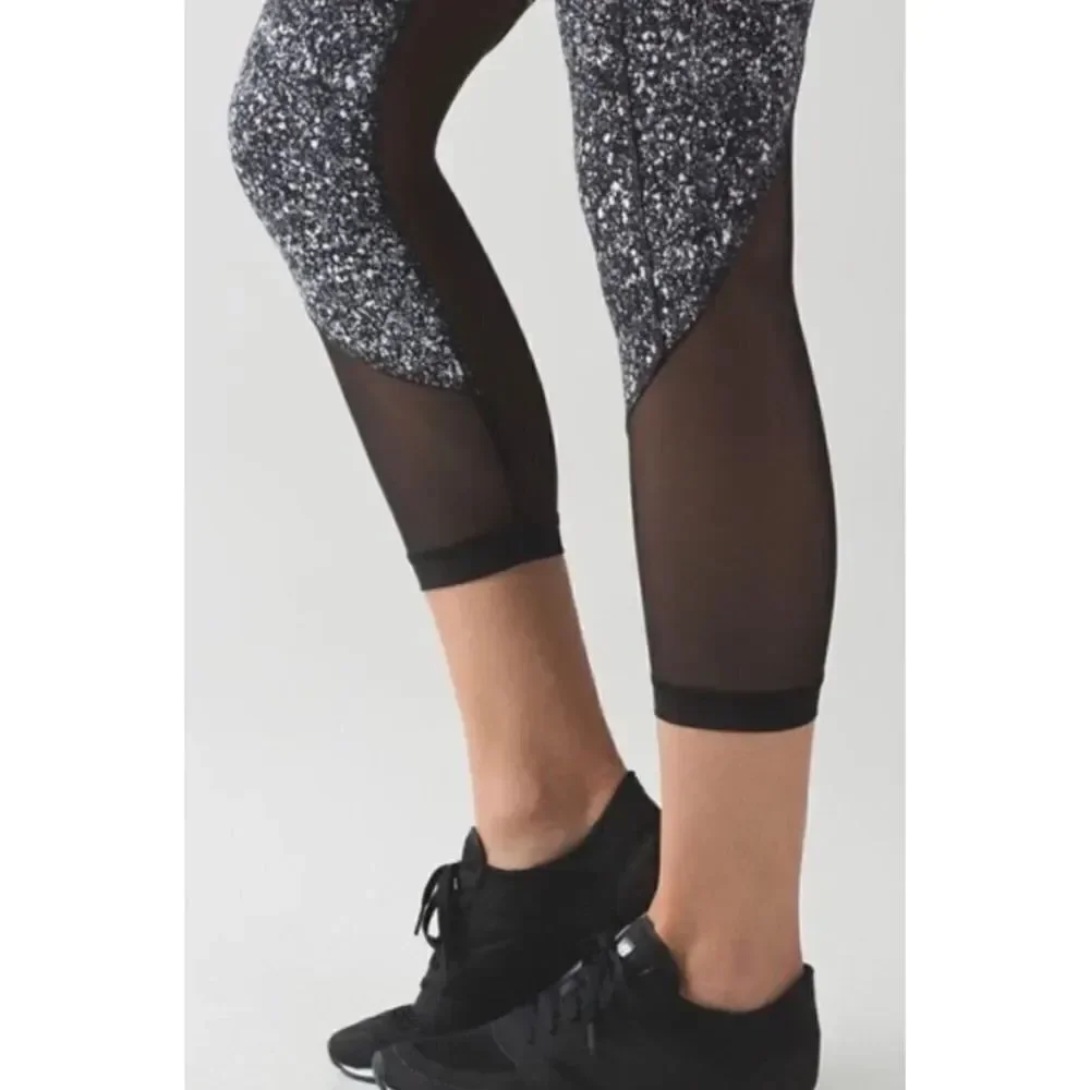 Lululemon Womens Leggings 6 Black White Pace Rival Crop Marathon Splatter Run